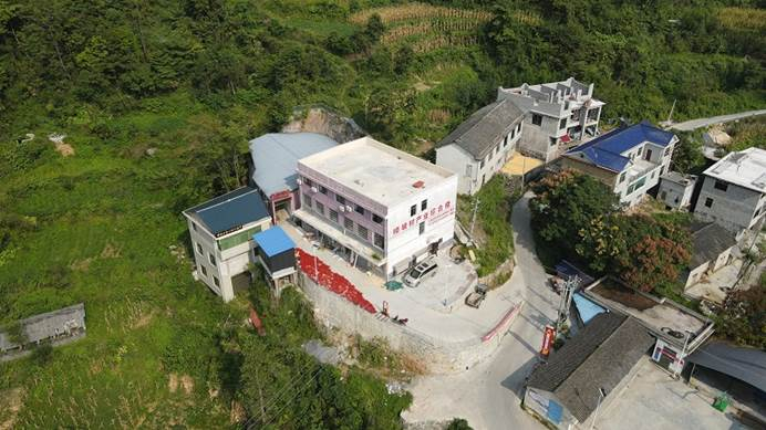 图为樟坡村产业综合楼