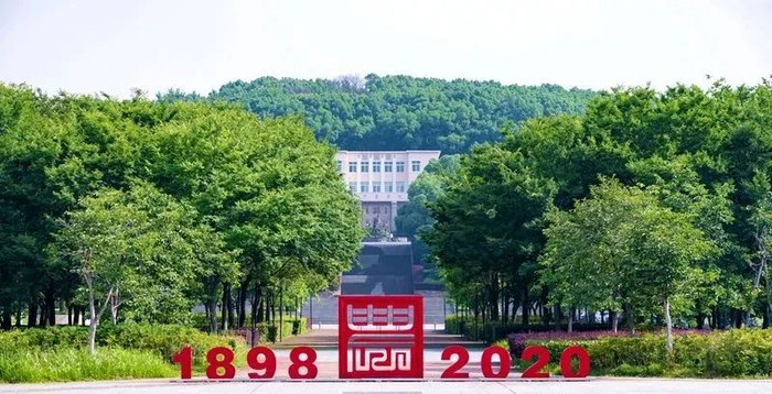 狮山主轴线 （刘涛 摄）