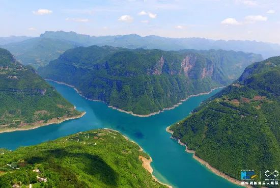 ▲清江巴东段十字河风光（来自新华网）