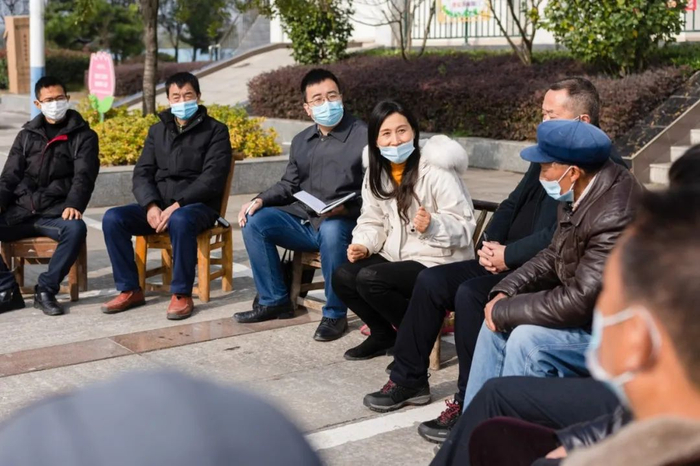 ▲华中农大宣讲队走进荆门市东宝区开展“百马宣讲行动”（彭雨格 摄）