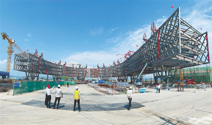 建设中的三亚崖州湾科技城。 海南日报记者 武威 摄