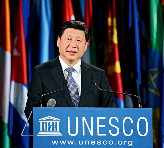 2014年3月27日，国家主席习近平在法国巴黎联合国教科文组织总部发表重要演讲，全面深刻阐述对文明交流互鉴的看法和主张。（新华社记者姚大伟摄）