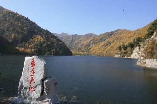 孟达天池。（资料图片）