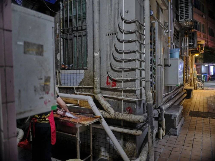 ⚪️&nbsp;夜晚的水围。