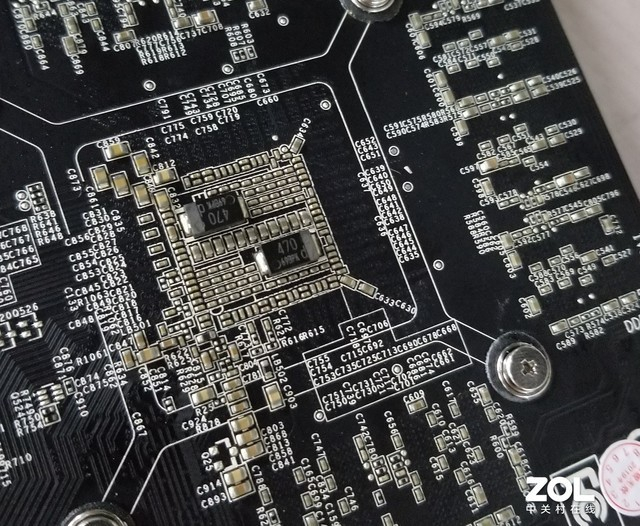  矿卡“菊花”黄