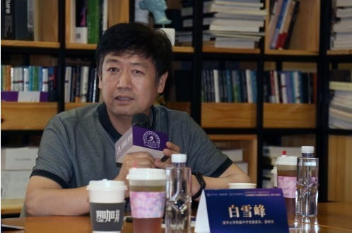 清华大学附属中学党委委员、副校长白雪峰