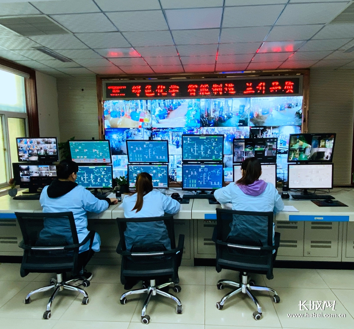 中控室。