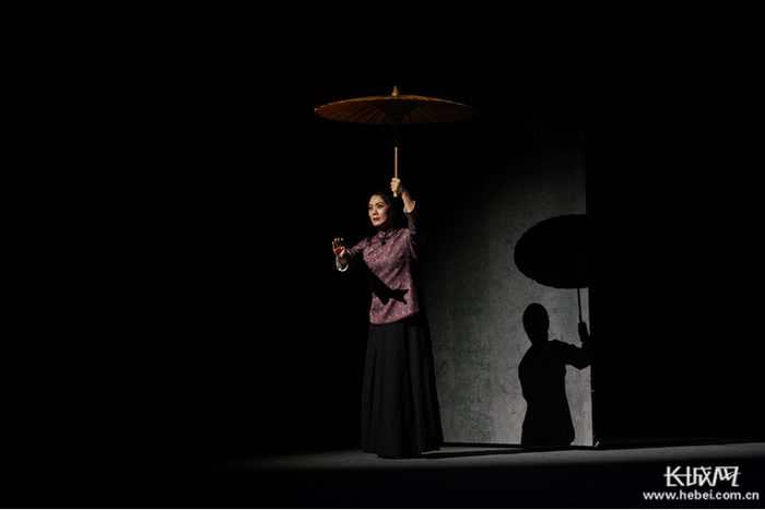 现代评剧《相期吾少年》演出现场。长城网记者 邢丁 摄