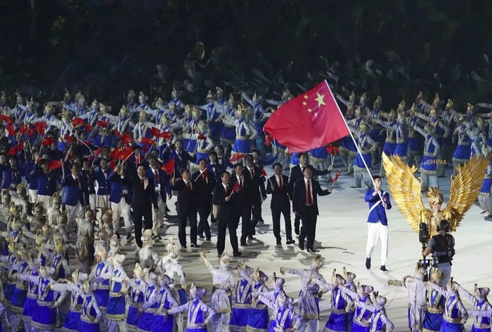 赵帅担任亚运会开幕式中国体育代表团旗手
