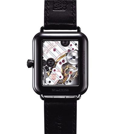 亨利慕时Swiss Alp WatchInfiniteReboot腕表