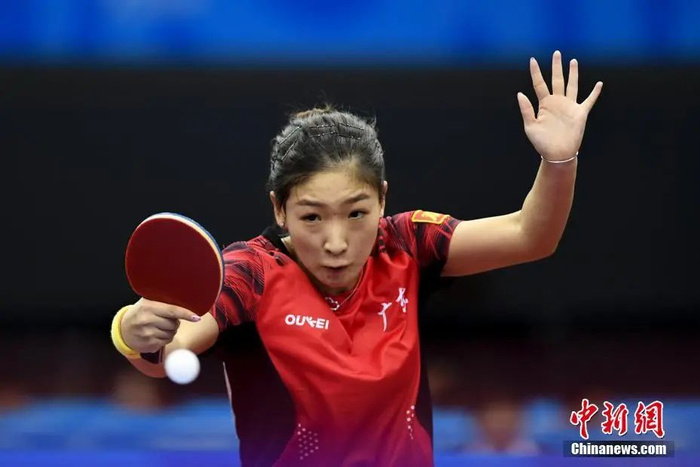 资料图：比赛中的刘诗雯。中新社记者 武俊杰 摄