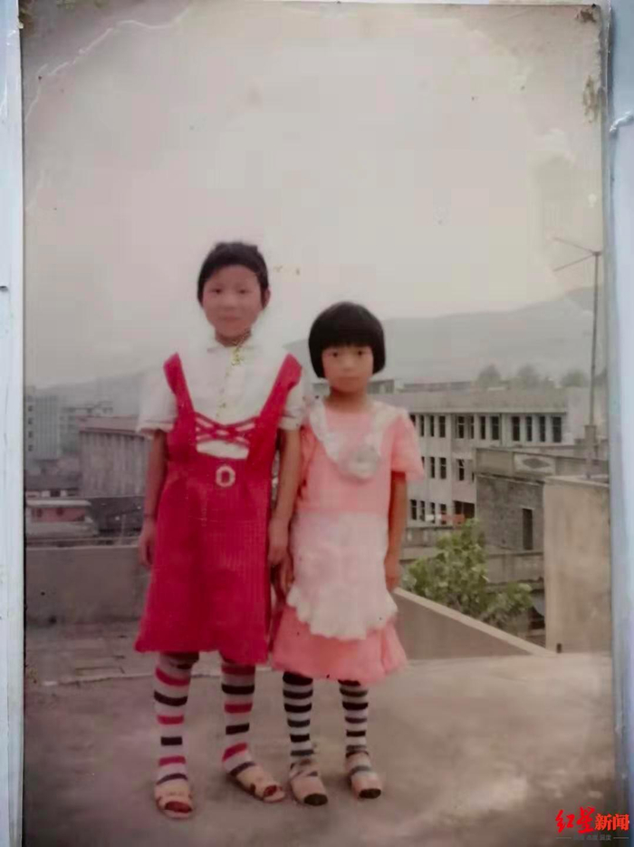 幼年时的张家姐妹