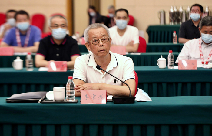 △中国广播电视社会组织联合会副会长 李京盛