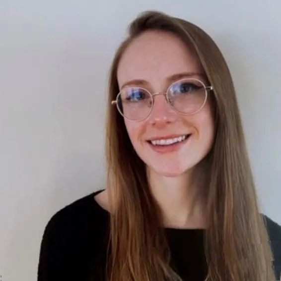 ·夏洛特·班尼特