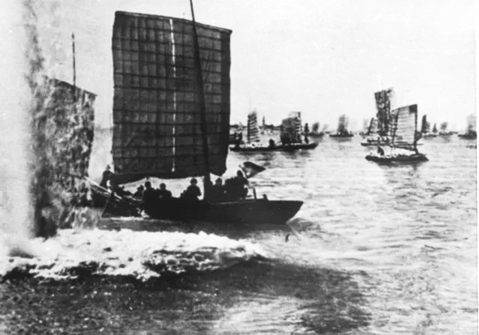 解放军强渡长江