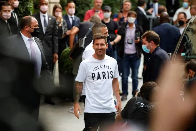 图片微博@梅西官网