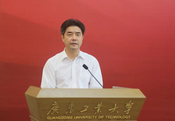 图 | 广工党委书记胡钦太致辞