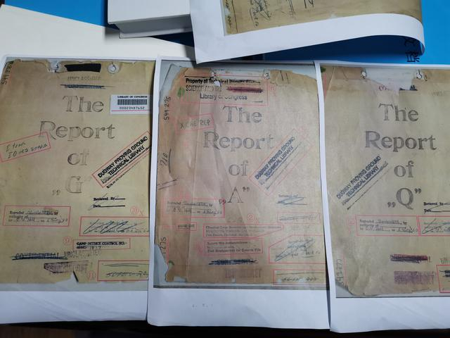 731部队进行人体实验的鼻疽菌实验报告、炭疽菌实验报告、鼠疫菌实验报告的封面。来源：新华社