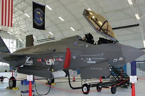 F-35A战斗机图