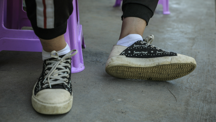 庞麦郎与他的滑板鞋 &nbsp; 时代周报记者 &nbsp;郭梓昊/摄