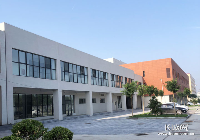 唇动生产厂区。