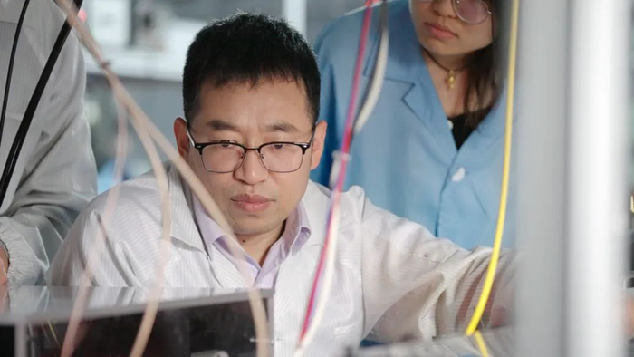 ▲ 华东师大精密光谱科学与技术国家重点实验室武海斌教授