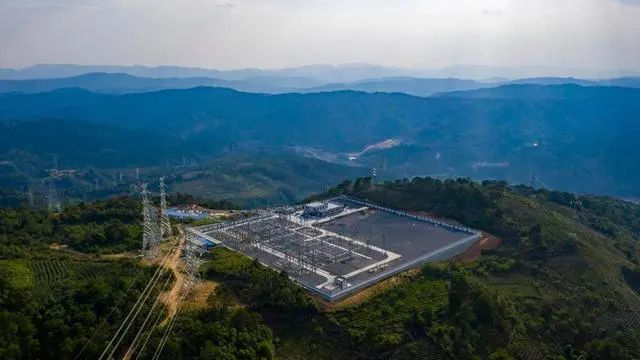 位于普洱境内的220千伏癸能变电站。杜辉摄