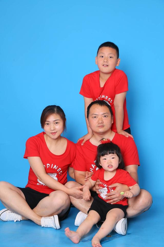 李斌幸福的一家（李斌供图）