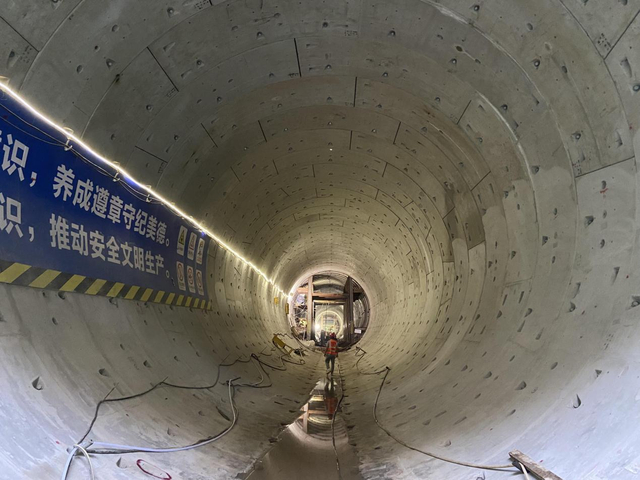 深圳地铁14号线区间隧道全线贯通。（来源：受访者供图）
