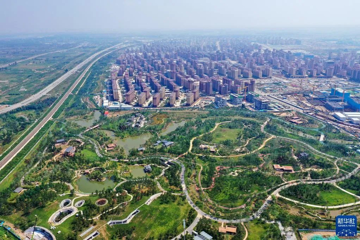 这是雄安新区悦容公园北苑内的景色（9月1日摄，无人机照片）。新华社记者 牟宇 摄