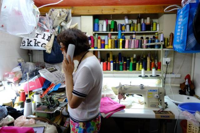 ▲“小黄改衣”店主黄金玉