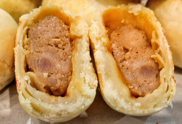 负面案例：冷掉的鲜肉月饼皮会变成这样，口感大打折扣
