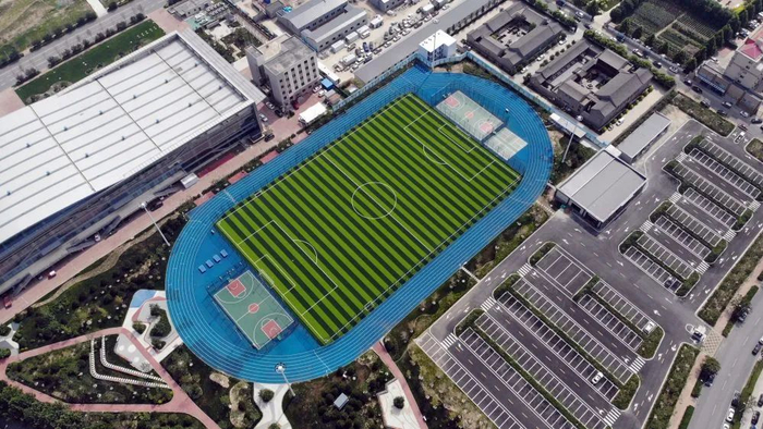 这是7月9日拍摄的容城县体育公园（无人机照片）。新华社记者 骆学峰 摄