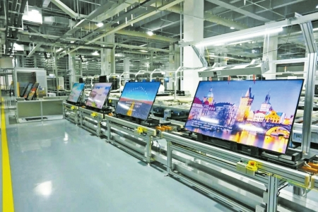 绵阳新型显示科技创新成果走向产业化。绵阳科技城新区供图