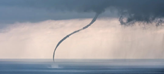 ©WMO图片/SandroPuncet|海上龙卷风
