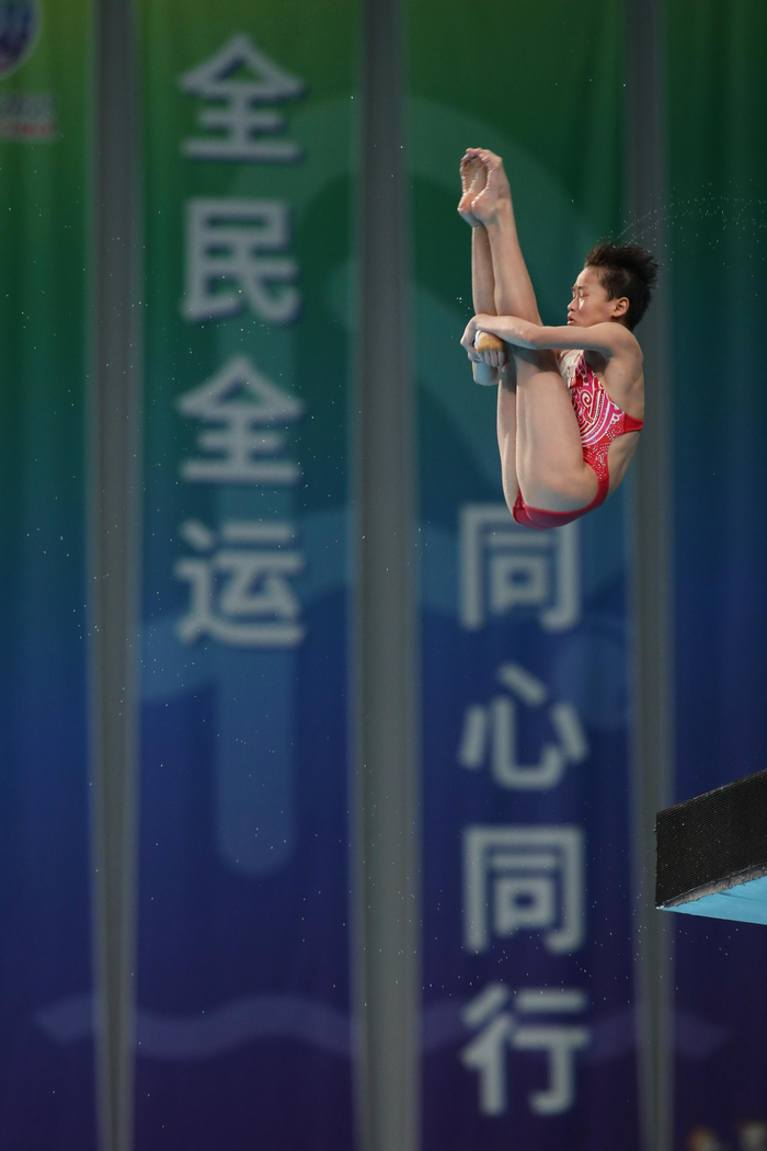 全红婵在比赛中。