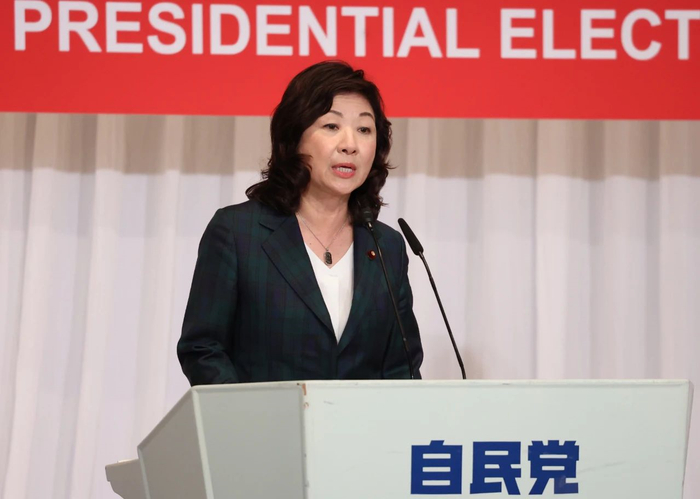 当地时间2021年9月17日，日本东京，日本自民党总裁选举拉开帷幕，候选人发表竞选演讲。图为日本自民党代理干事长野田圣子。图/IC photo