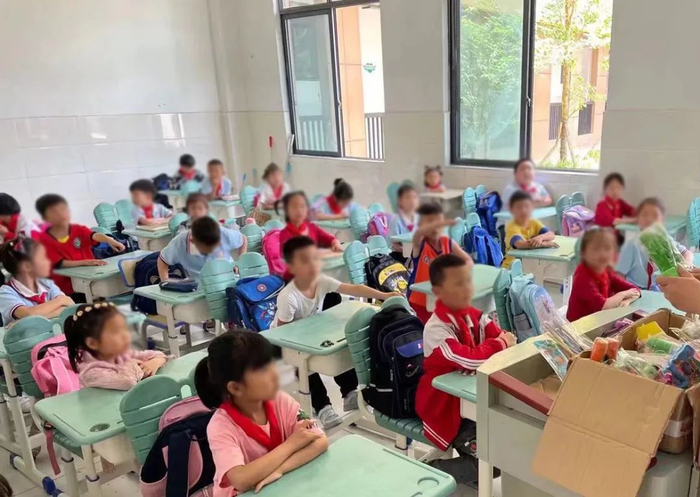 贵州铜仁某小学的孩子们正在上课 受访者供图