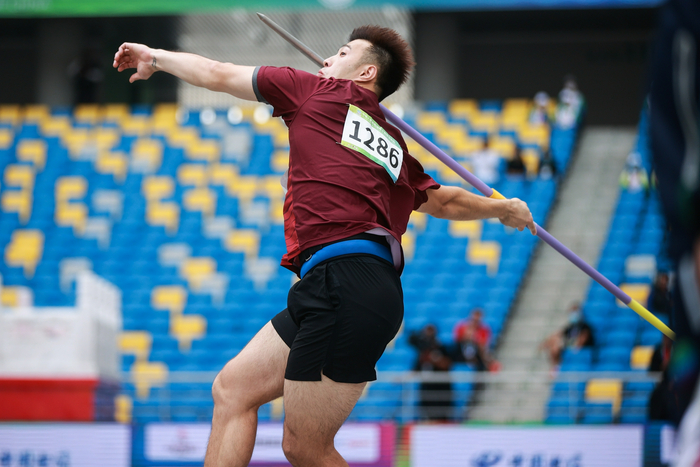 徐家杰在比赛中。