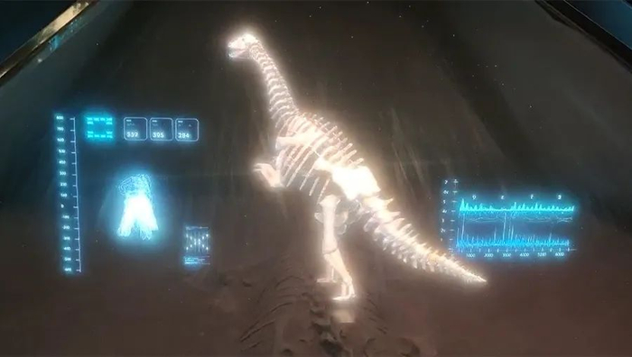 科技手段“复活”恐龙（7月27日摄）。新华网 韩文萍 摄