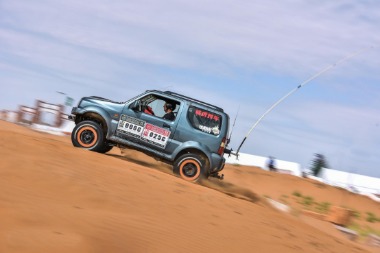 （图：T3接力赛比赛现场）