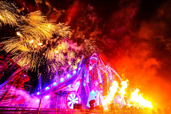 （图：英雄会DREAMLAND音乐艺术嘉年华）