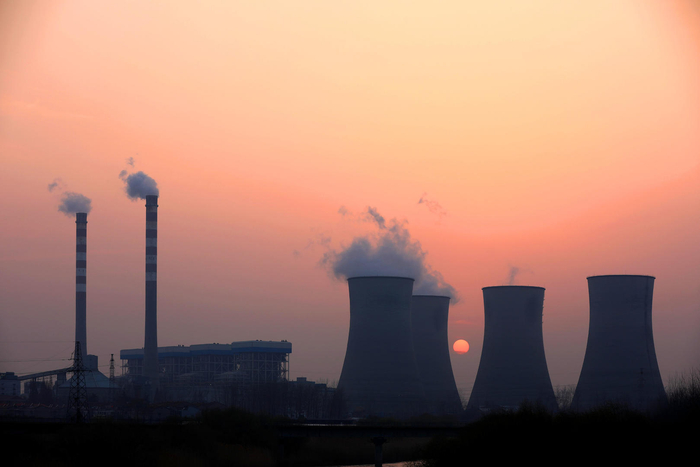 资料图。目前，火电仍是我国电力最主要供给来源