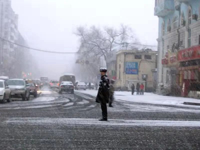 人口流失，房价常年处于低位的东北小城鹤岗。&nbsp;图/中新图片