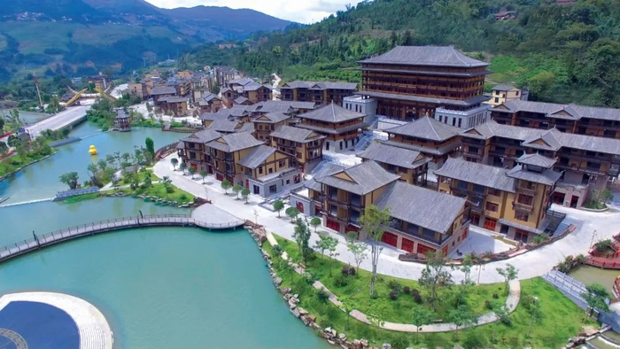 屏边·滴水苗城 云南省发展和改革委员会供图