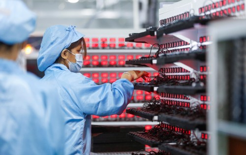 图为健康大数据公司乐心医疗繁荣生产的场景