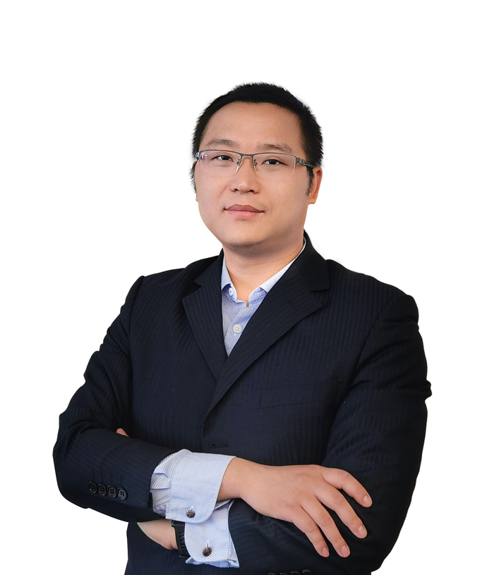 东方财富证券董事长郑立坤