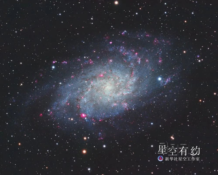 ▲北京市天文摄影爱好者刘仁凯2021年8月在河北康保县银河天文台拍摄到的三角座的M33风车星系。（本人供图）