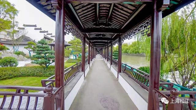 △近百米长的沿河长廊，将成为漫步观景、休闲小憩的好去处