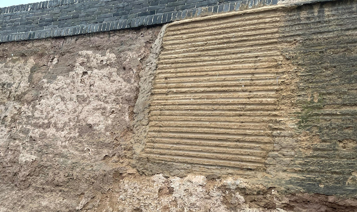 修补完成的城墙 &nbsp;&nbsp;时代周报记者/陈佳慧 &nbsp;摄